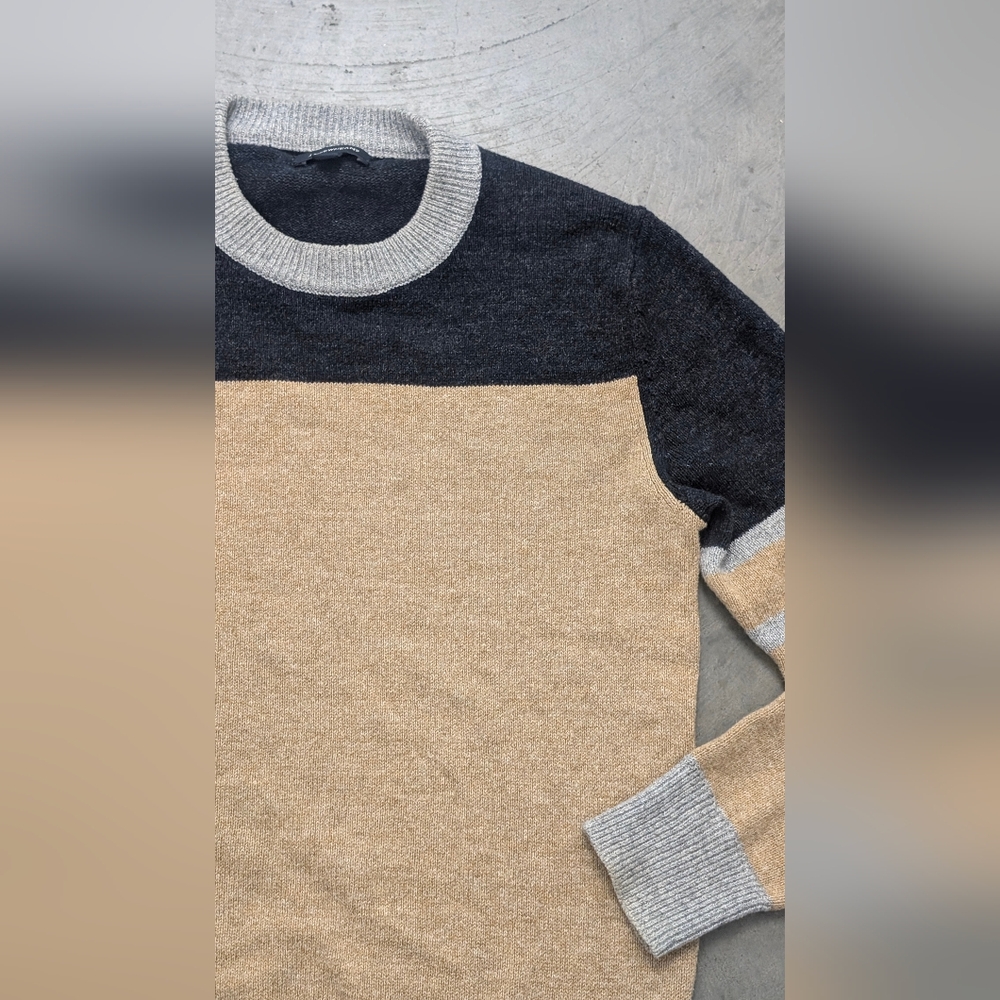J. Crew Men's Black and Tan Crewneck Sweater